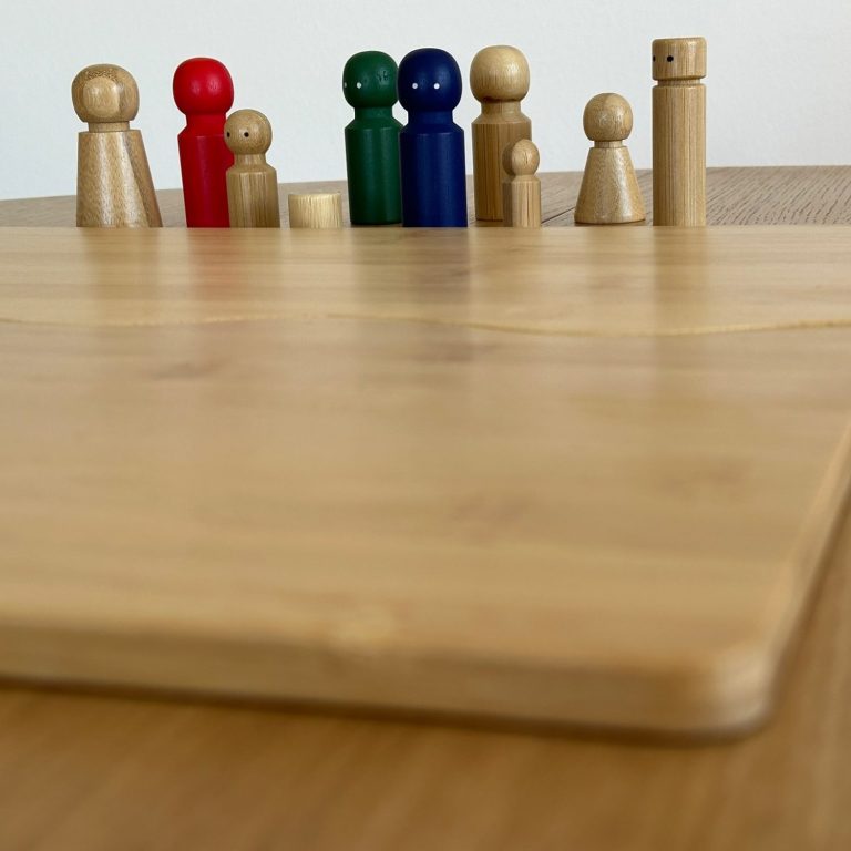 Symbolbild für systematische Brettarbeit, begleitend zu psychotherapeutischen Angeboten der Praxis Viola Hoffmann